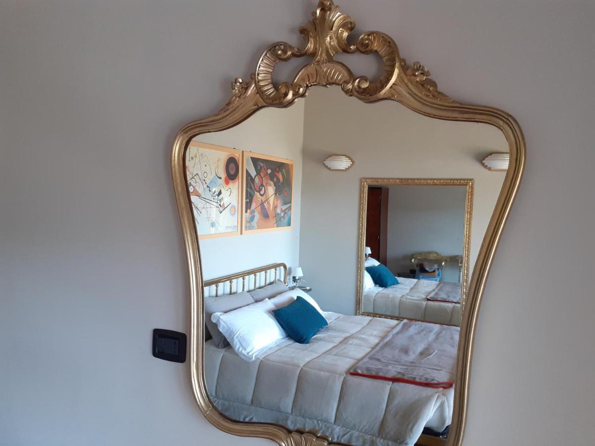 Villongo SantʼAlessandro B&B La Fenice Sul Lago المظهر الخارجي الصورة