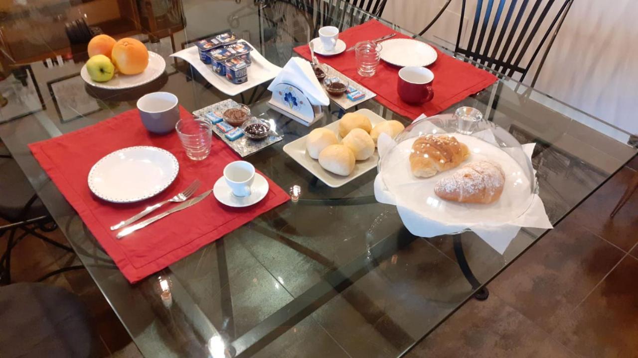 Villongo SantʼAlessandro B&B La Fenice Sul Lago المظهر الخارجي الصورة