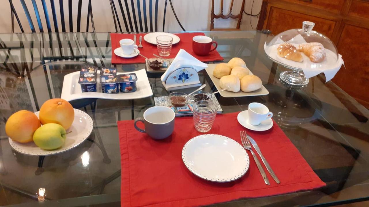 Villongo SantʼAlessandro B&B La Fenice Sul Lago المظهر الخارجي الصورة
